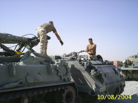 Prep M113 for 25Inf Div in Iraq