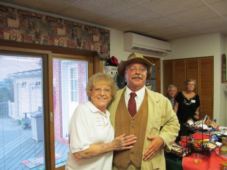 Linda with Teddy Roosevelt impersonator