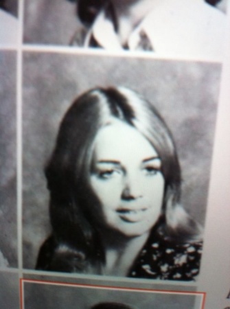 Susan Andrews' Classmates profile album