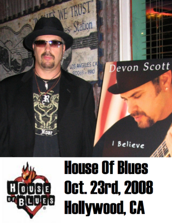 Performing: The House of Blues in Los Angeles