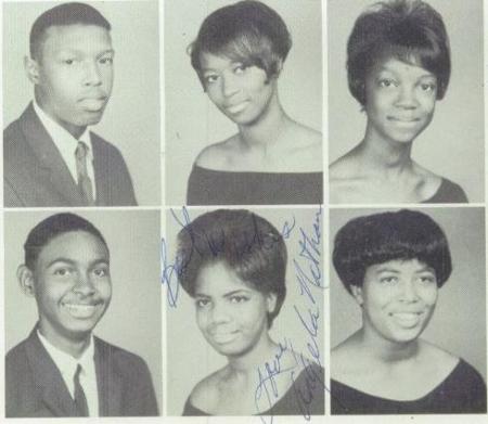 Donna Williams' Classmates profile album