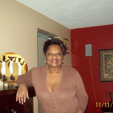 valarie thompkins's Classmates® Profile Photo