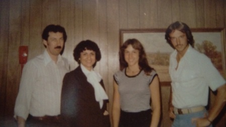 1977  Family photo - moving to AZ.