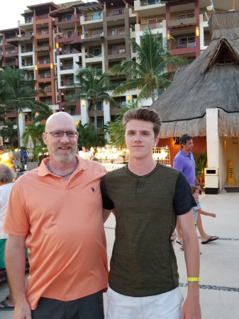 Spencer & Dad in Cancun