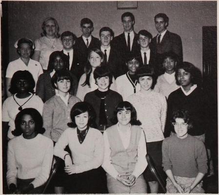 Cynthia Williams' Classmates profile album