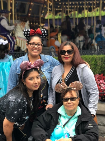 Mother’s Day @ Disneyland 2018