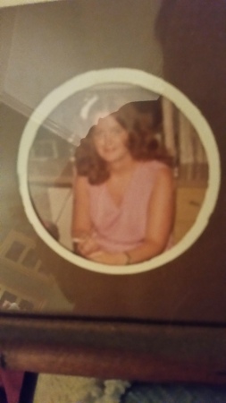 Linda Swindelles' Classmates profile album