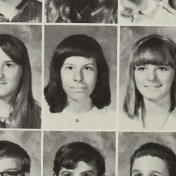 Lynda Warren's Classmates profile album