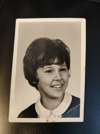 Linda Legere's Classmates profile album