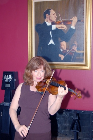 Playing a Stradivari Violin 