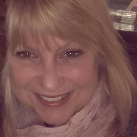 Debbi Aldahl's Classmates® Profile Photo