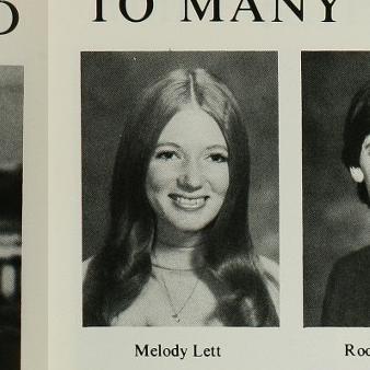 Melody Roberts' Classmates profile album