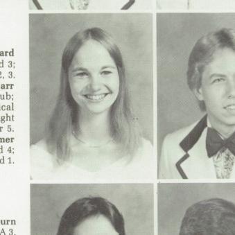 Vicki Elliott's Classmates profile album