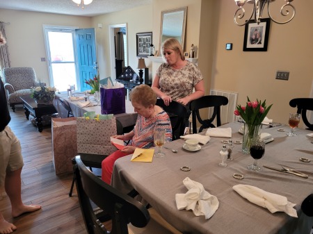 Jen and Nana open gifts