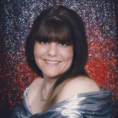 Laurie Lobo's Classmates® Profile Photo