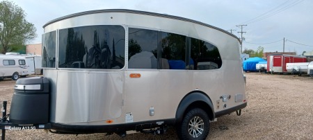 Mercedes-Benz Camping Trailer