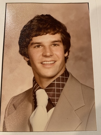 Dennis Jiffas' Classmates profile album