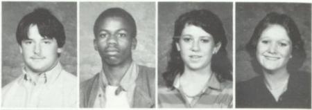 Suzanne Williams' Classmates profile album