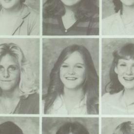 Lisa Fox's Classmates profile album