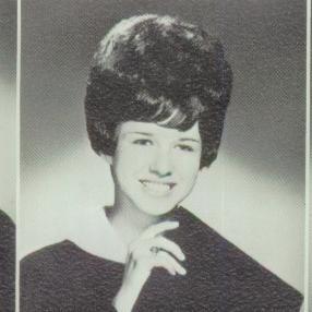 Linda Roberts' Classmates profile album