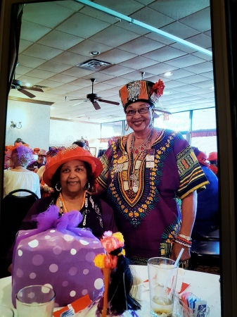 RED HAT SOCIETY FRIENDS
