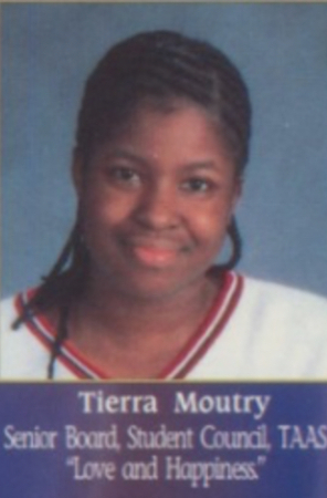 Tierra Moutry's Classmates profile album