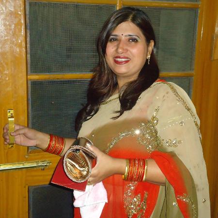 Ritu Bhatia's Classmates® Profile Photo