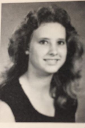 Lisa Summers' Classmates profile album