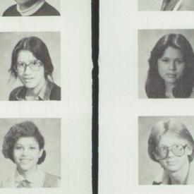 Jeanette Burgos' Classmates profile album