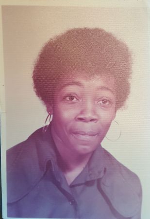 Yolanda Golightly Lee's Classmates profile album