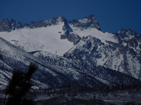 the Sawtooth range, Eastern Sierra