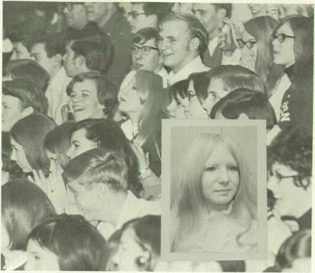 Roberta Lohmann's Classmates profile album