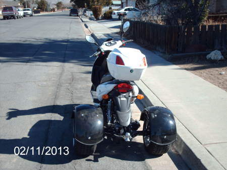 49 cc trike scooter pic 3