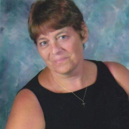 Sharon Sobczak's Classmates® Profile Photo