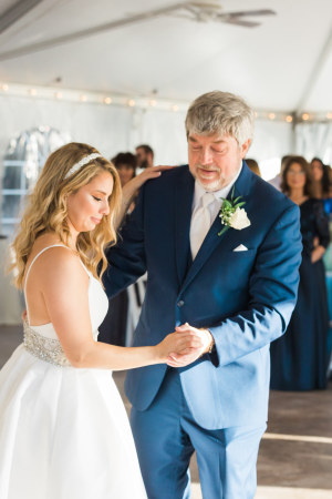 Father Daughter Dance at her Wedding