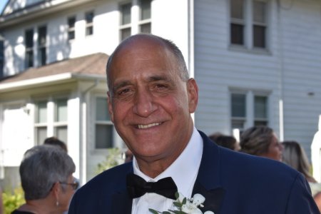 Gene Daversa's Classmates® Profile Photo