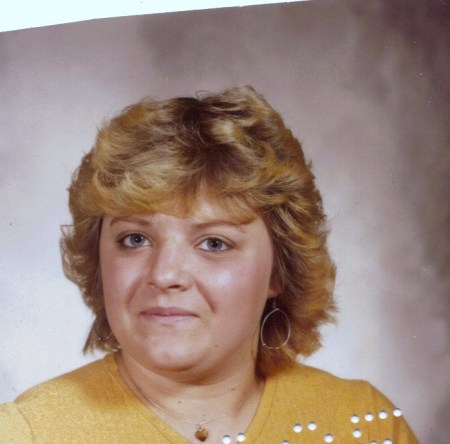 linda davis' Classmates profile album