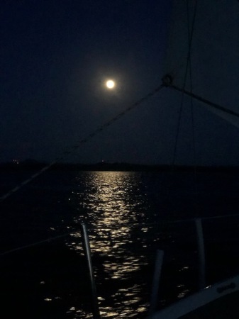 Full moon sail