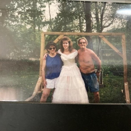 Tami Farr's Classmates profile album