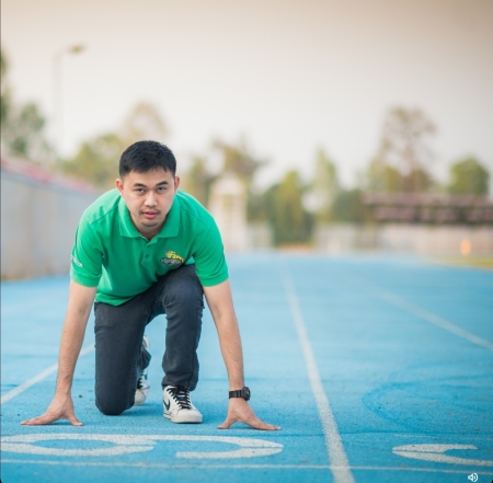 Achawee Maneepong's Classmates profile album