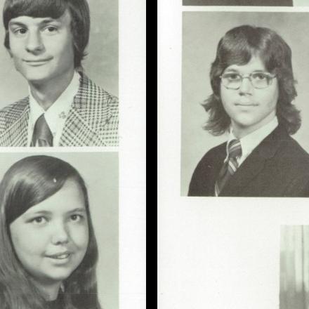 Rhonda Rhoades' Classmates profile album