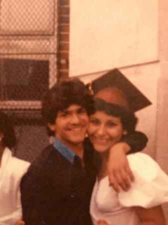 1984 Daniel Ramón graduation!  Me with????