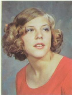 Mary McCormack's Classmates profile album