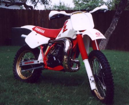 YZ490