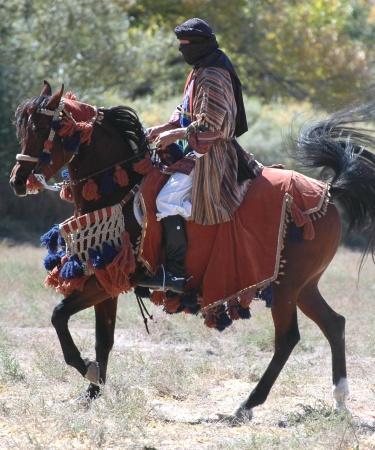 Danny in Arabian Costume at GolundrinaAug/2011