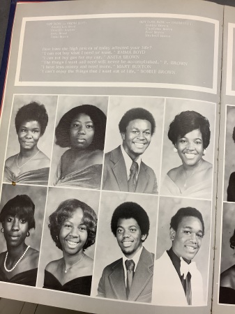 Yolanda Golightly Lee's Classmates profile album