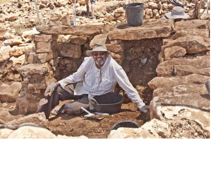 Digging at Maqatir in Israel