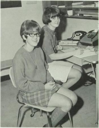 Marilyn Dussell's Classmates profile album