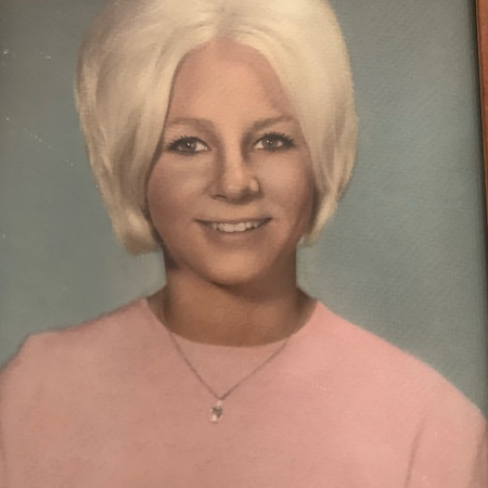 Debbie Evans' Classmates profile album