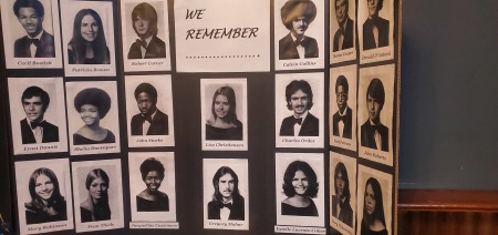 Yolanda White's Classmates profile album